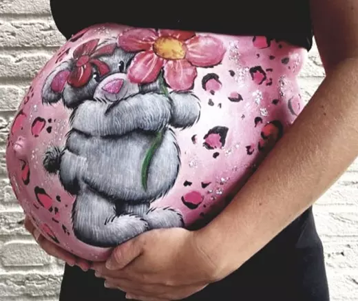 Bellypaint gemaakt in Udenhout